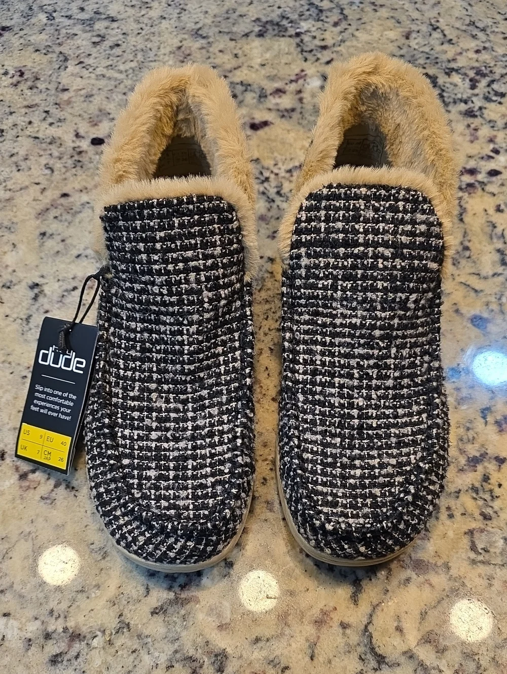 Hey Dude Black White Tan Tweed Faux-Fur Lined Ankle Booties - NWOB